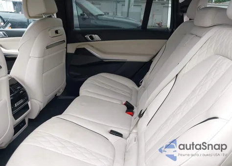 2023 BMW X7 xDrive40I из США, поврежденный, VIN 5UX23EM05P9P42941